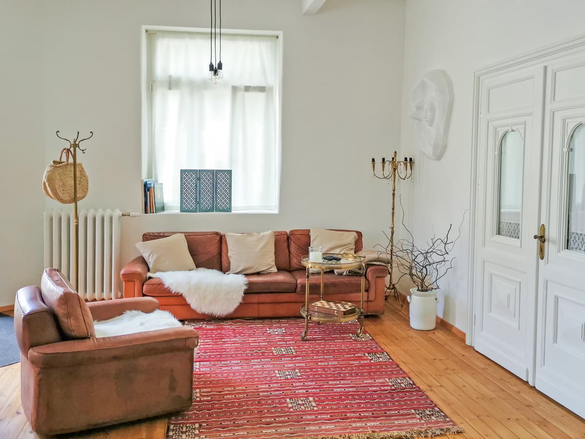 Judith Kern — Historic Townhouse Apt Ida